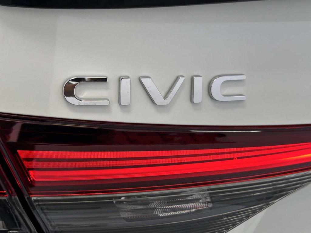 Used 2025 Honda Civic Sport image 11