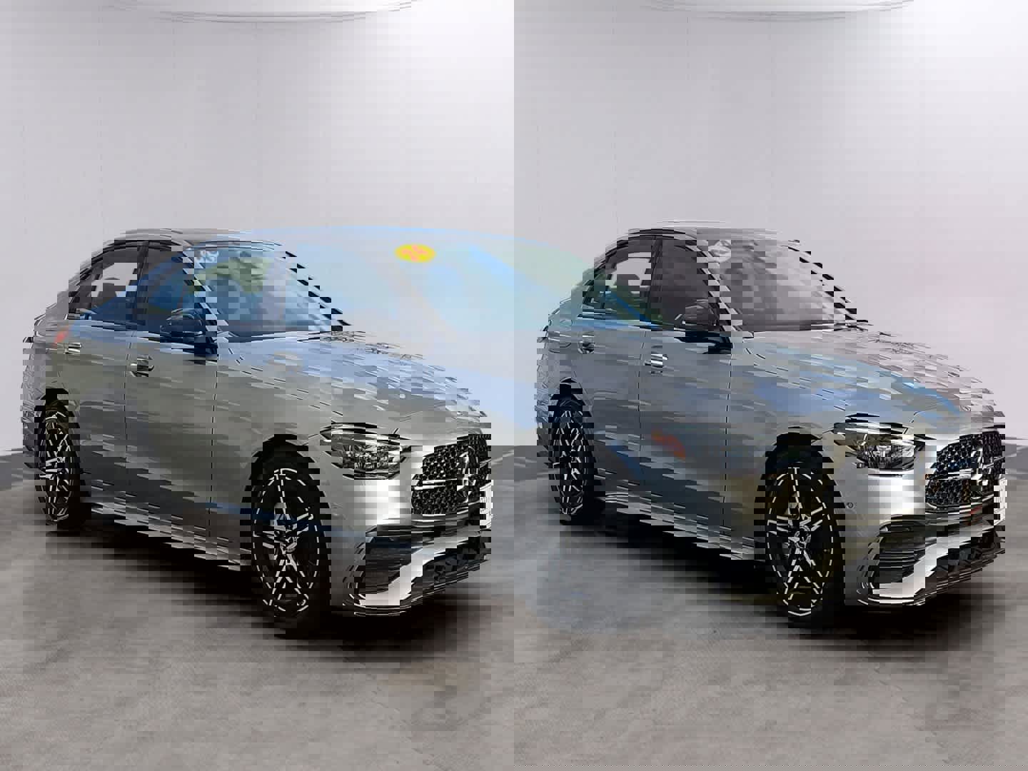 Used 2024 Mercedes-Benz C 300 4MATIC Sedan image 3