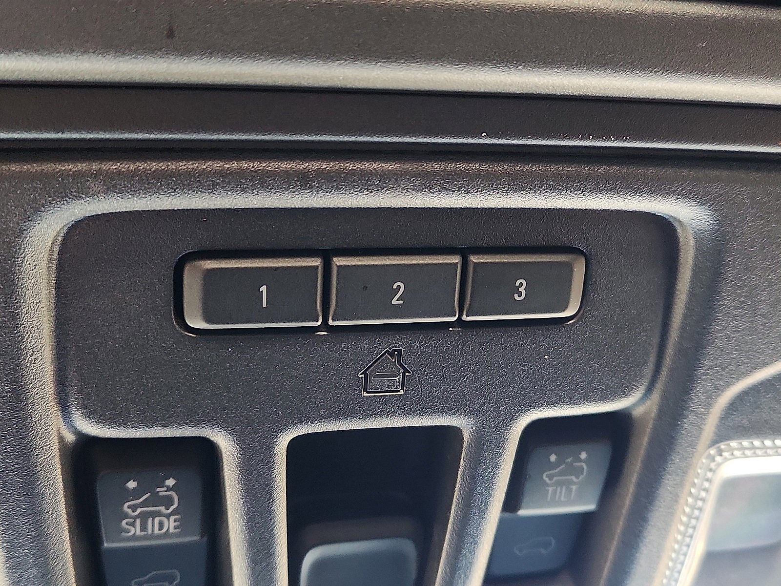 Used 2024 GMC Sierra 1500 AT4X image 21