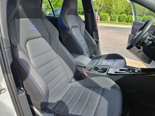 Used 2024 Volkswagen Golf R AWD/4WD image 23