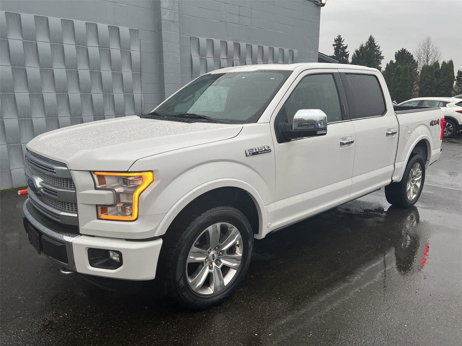 Used 2015 Ford F150 Platinum w/ Technology Package
