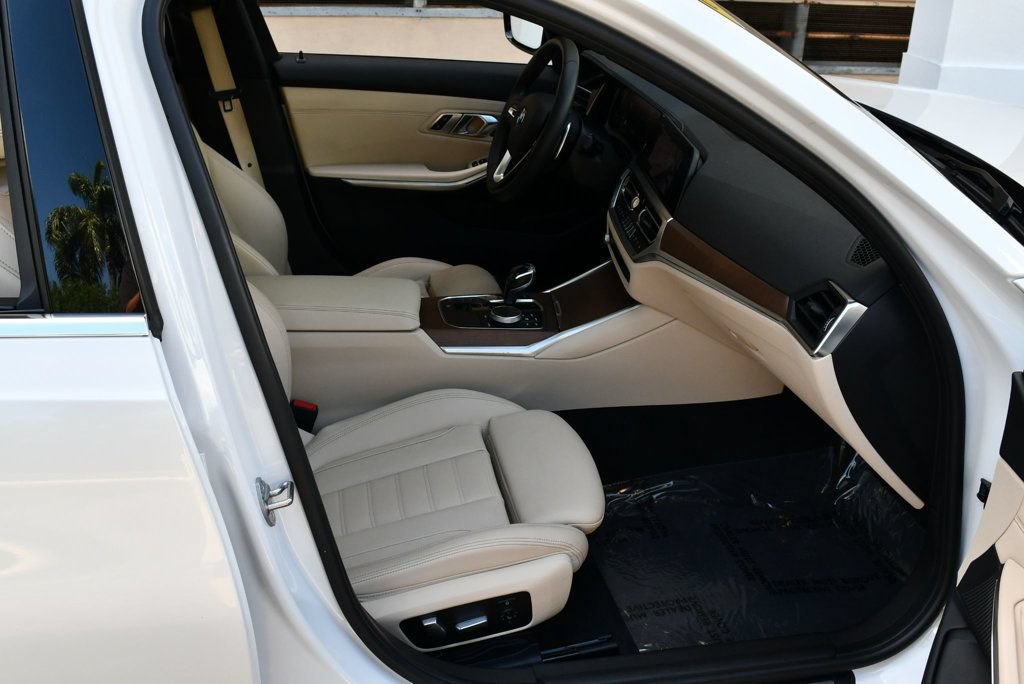 Used 2019 BMW 330i Sedan w/ Convenience Package RWD image 39