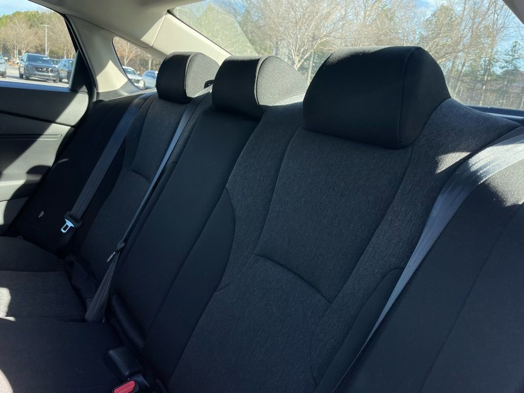 Certified 2025 Honda Accord LX image 39