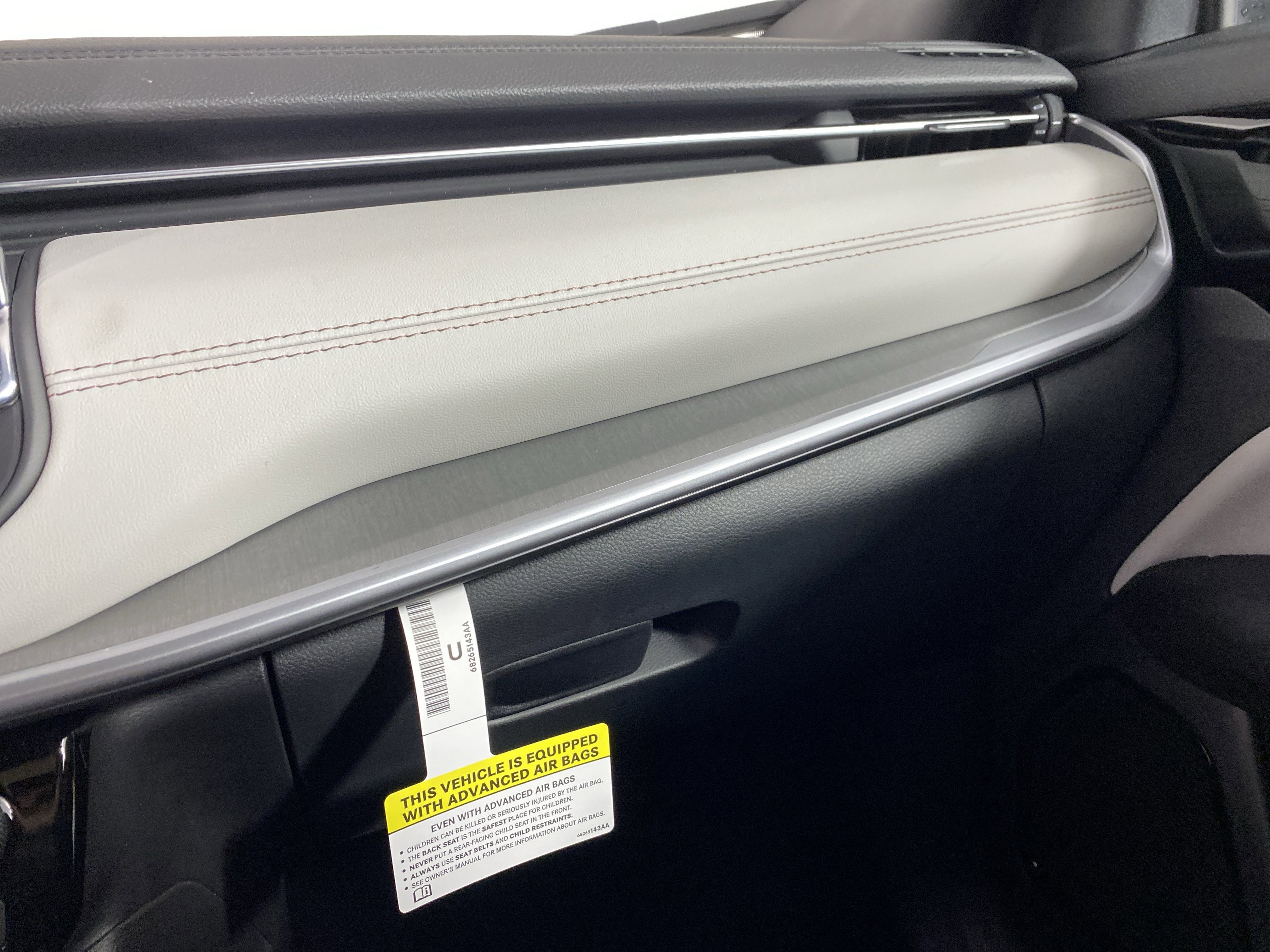 New 2026 Jeep Compass Limited image 28