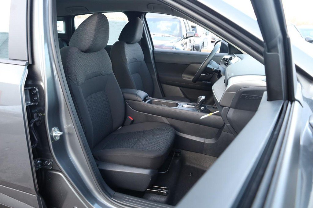 New 2026 Nissan Kicks S FWD image 24