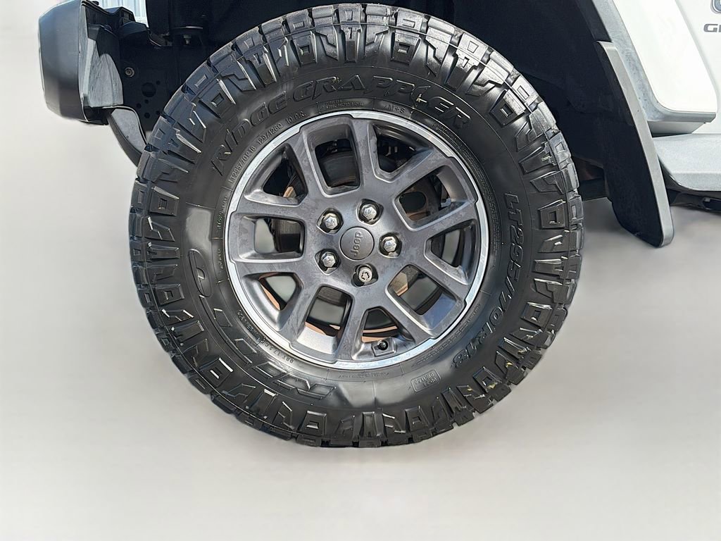 Used 2020 Jeep Gladiator Overland w/ Safety Group image 36