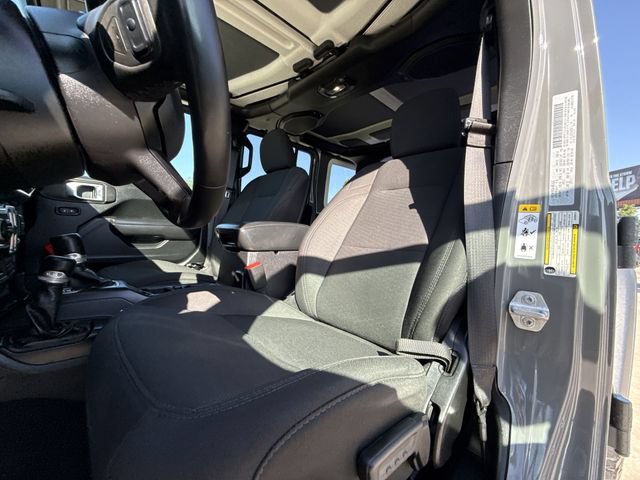 Used 2018 Jeep Wrangler Unlimited Sport S AWD/4WD image 11