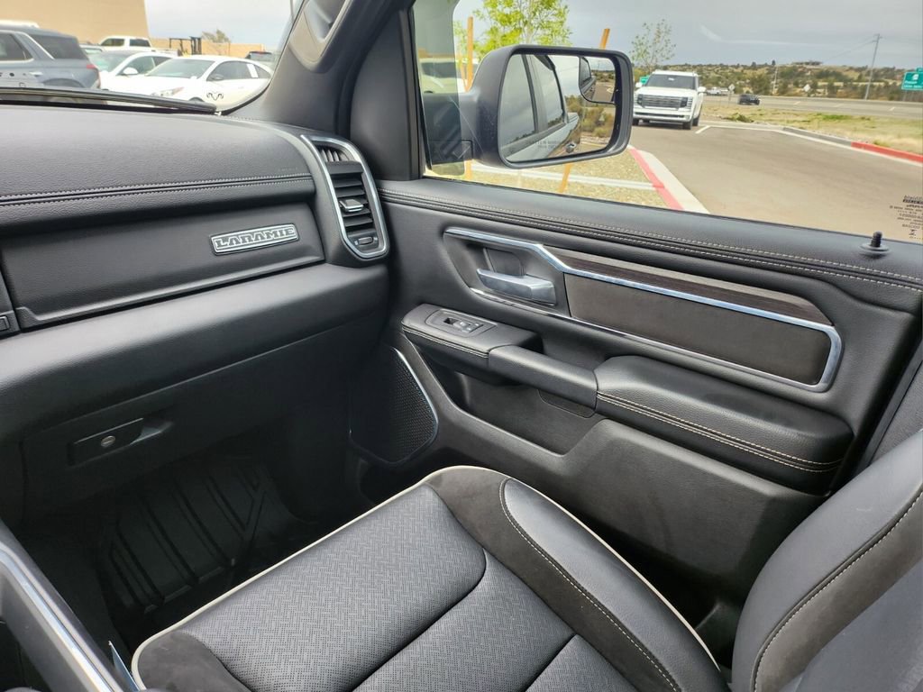 Used 2025 RAM 1500 Laramie w/ Sport Appearance Package AWD/4WD image 24