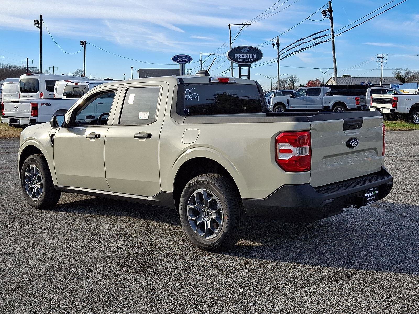 New 2025 Ford Maverick XLT image 4