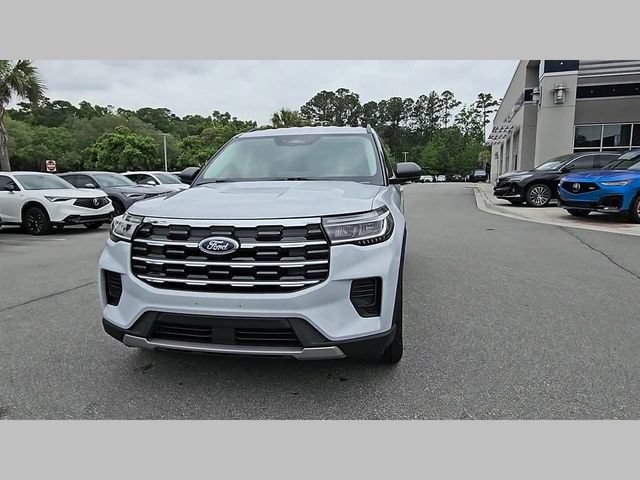 Used 2025 Ford Explorer Active AWD/4WD image 36