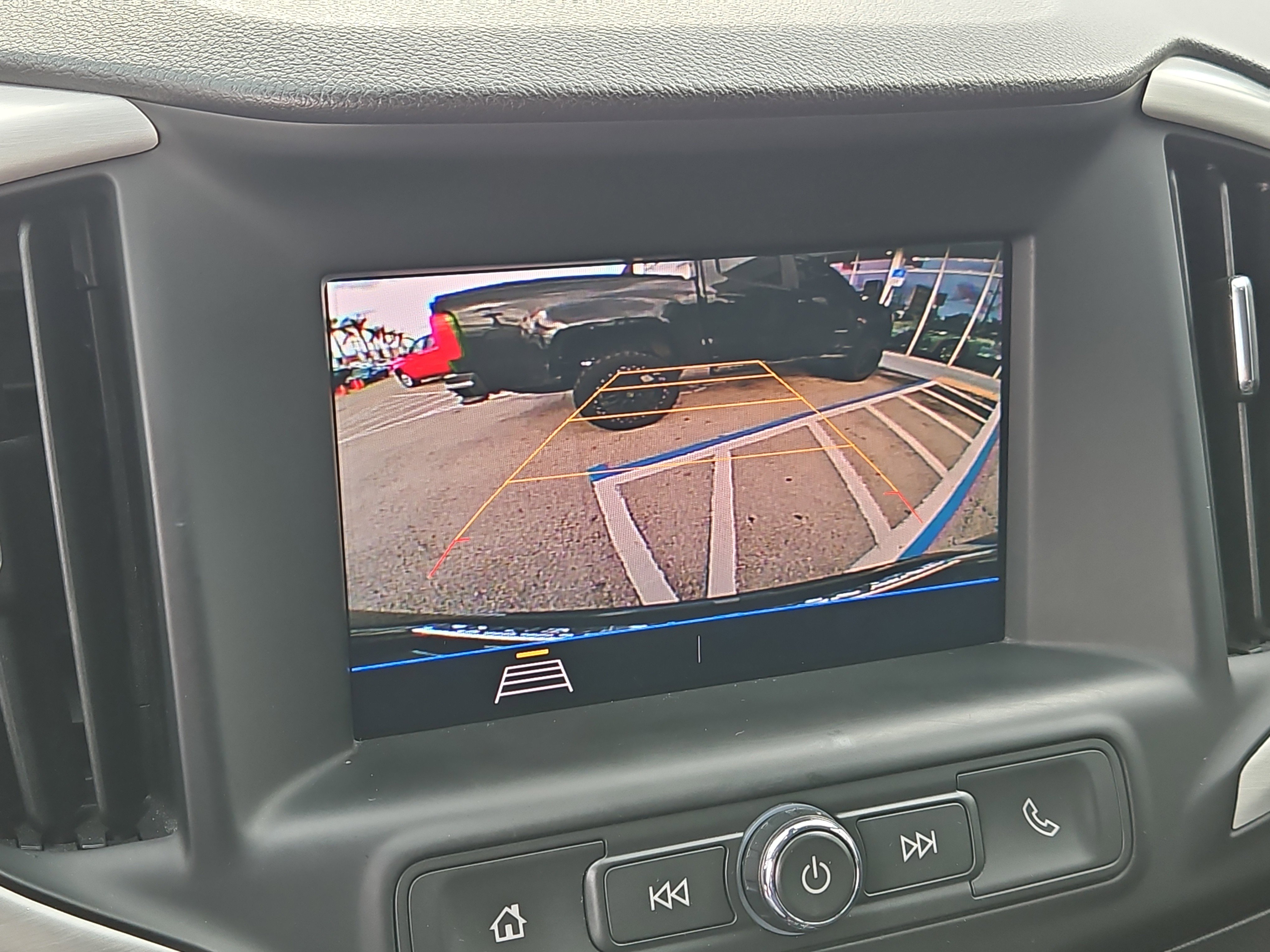 Used 2020 GMC Terrain SLE w/ Driver Convenience Package image 10