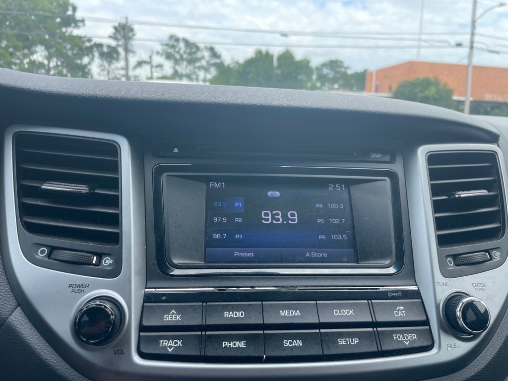 Used 2017 Hyundai Tucson Sport AWD/4WD image 24
