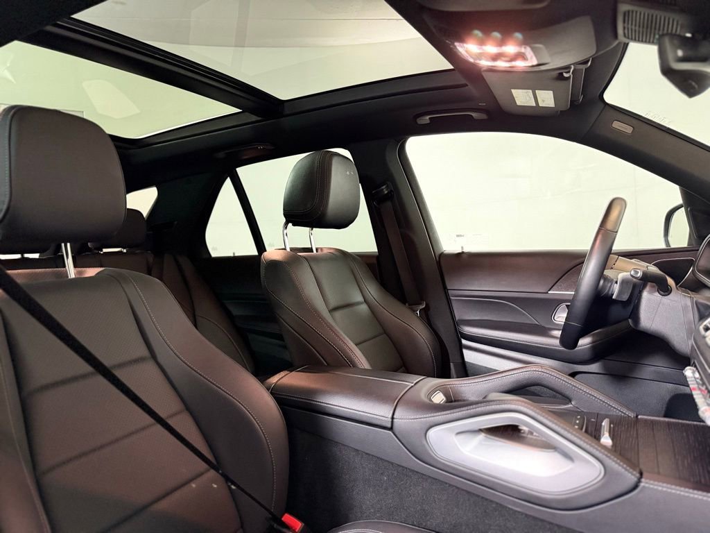 Used 2025 Mercedes-Benz GLE 350 4MATIC image 23