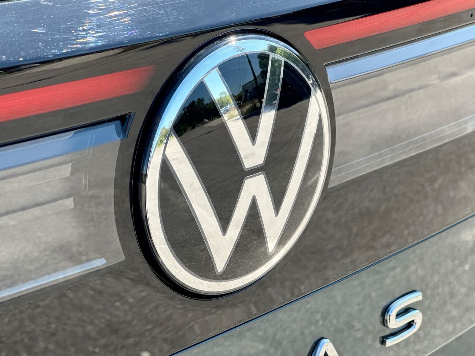 New 2027 Volkswagen Atlas SE FWD image 18