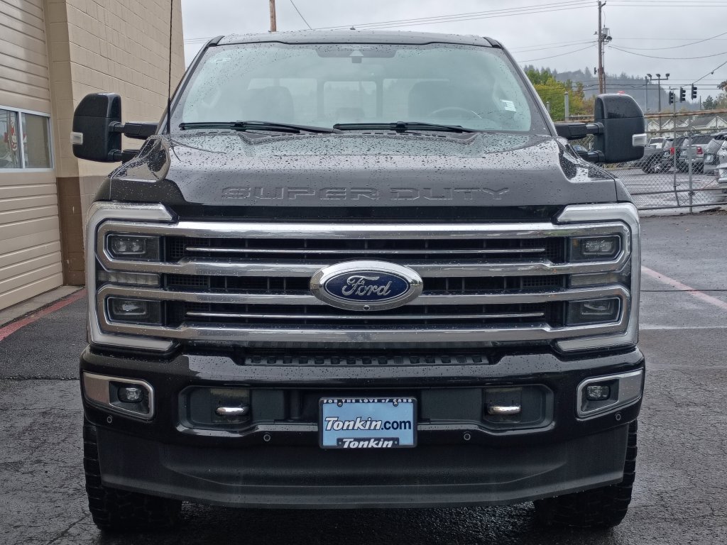 Used 2023 Ford F350 Limited w/ FX4 Off-Road Package AWD/4WD image 12