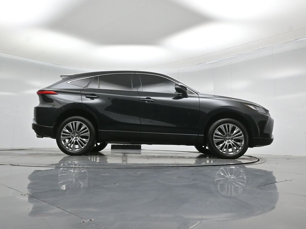 Used 2024 Toyota Venza Limited image 50
