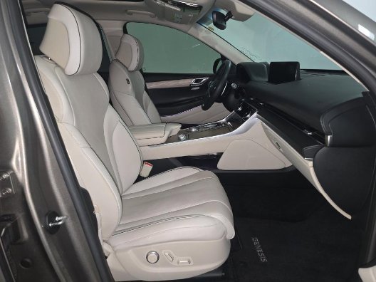 Used 2021 Genesis GV80 3.5T w/ Advanced Package 06 image 8