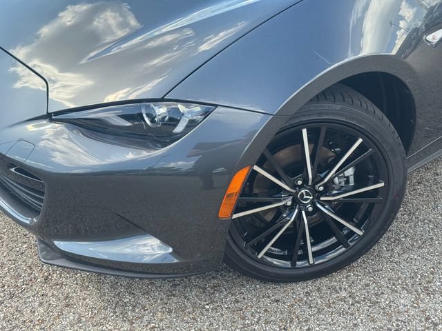New 2026 MAZDA MX-5 Miata RF Grand Touring RWD image 3