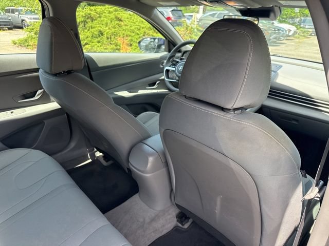 Used 2023 Hyundai Elantra SEL FWD image 18