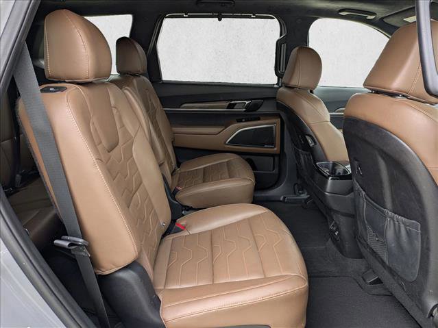 Used 2022 Kia Telluride SX w/ SX Prestige Package image 21