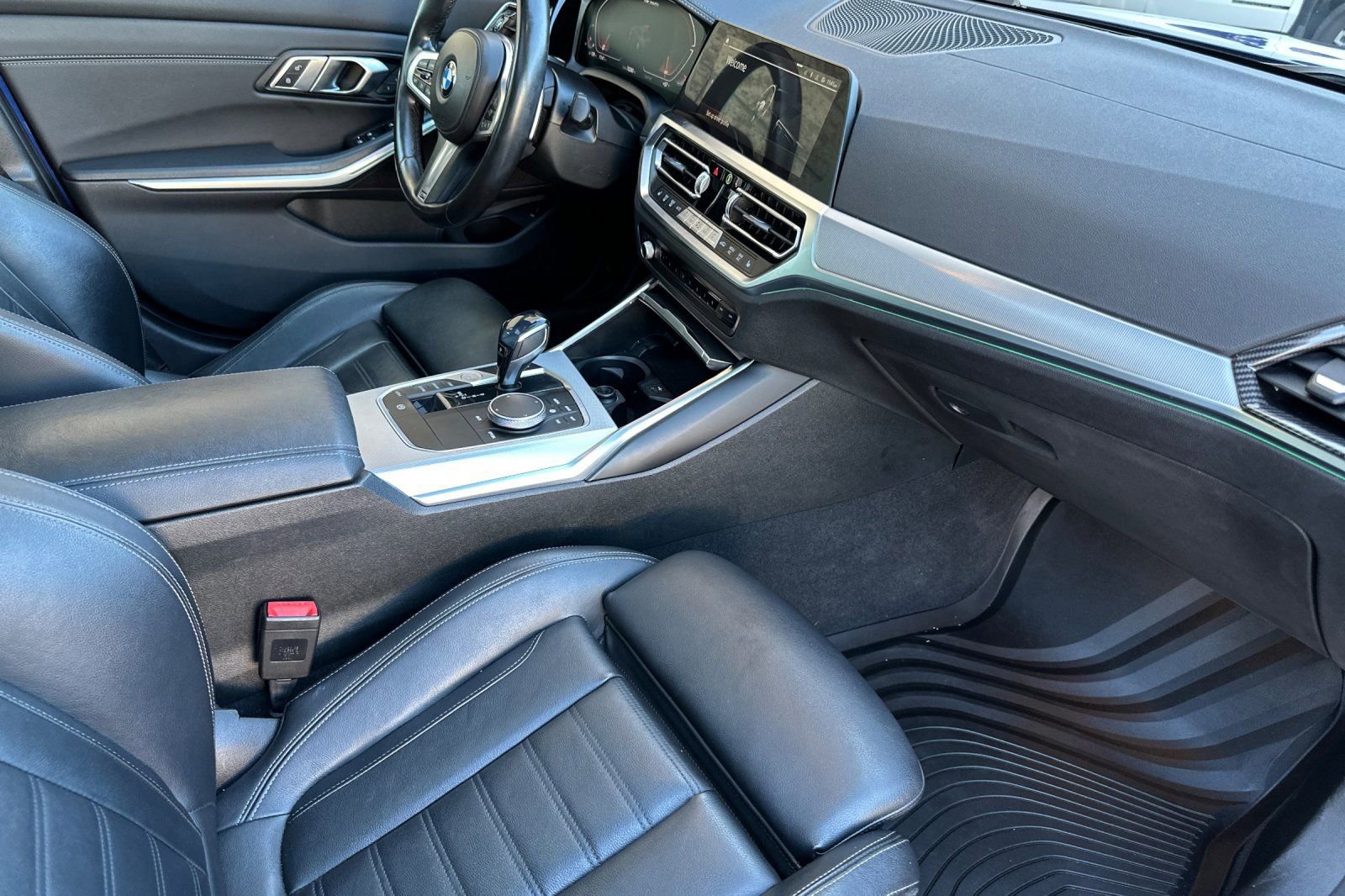 Used 2021 BMW M340i w/ Driving Assistance Package image 16