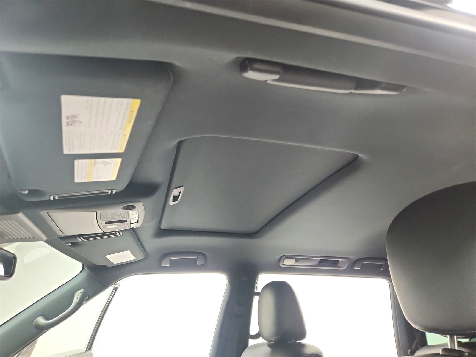 Used 2023 Nissan Armada SL w/ Midnight Edition Package image 22