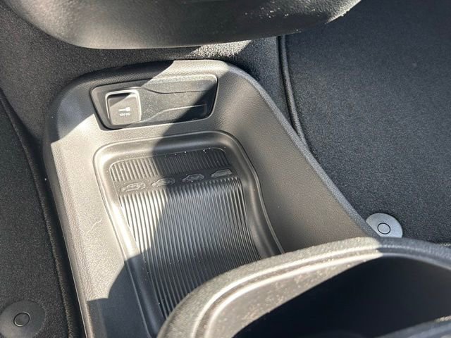 New 2026 Chrysler Pacifica Select FWD image 31