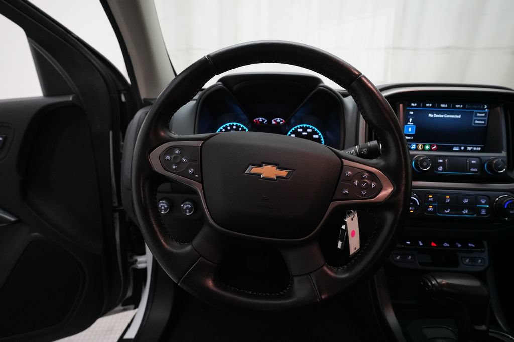 Used 2021 Chevrolet Colorado Z71 AWD/4WD image 4