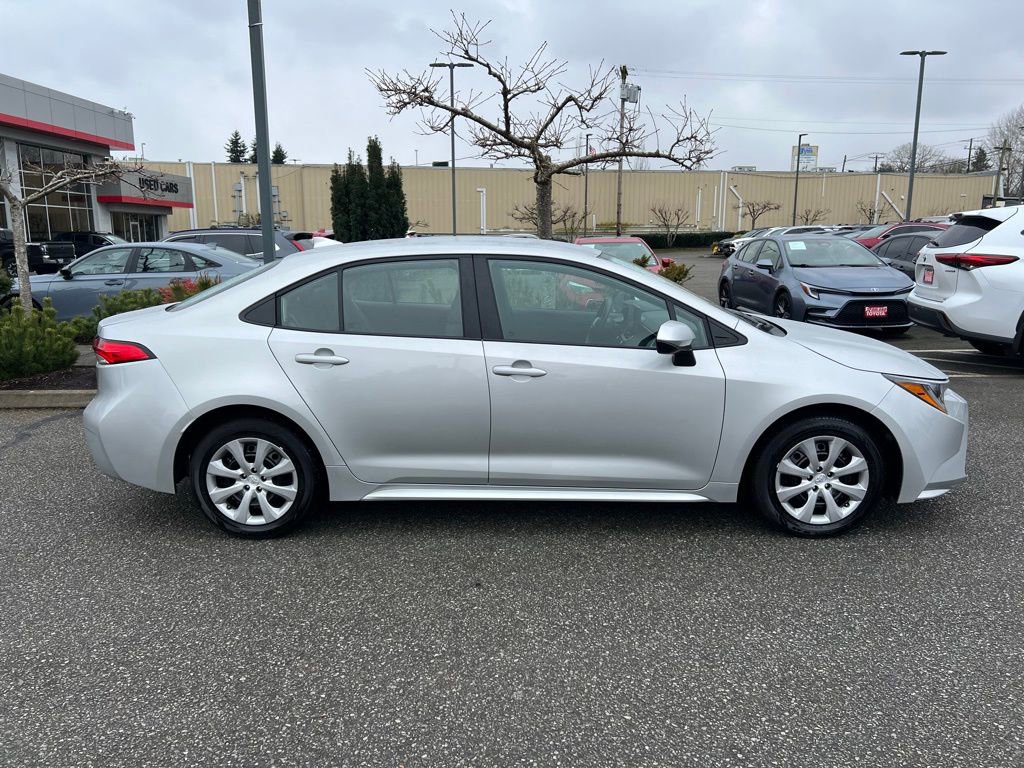 Certified 2025 Toyota Corolla LE image 6