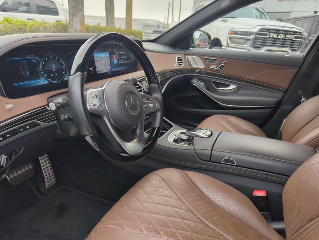 Used 2018 Mercedes-Benz S 560 4MATIC Sedan image 5