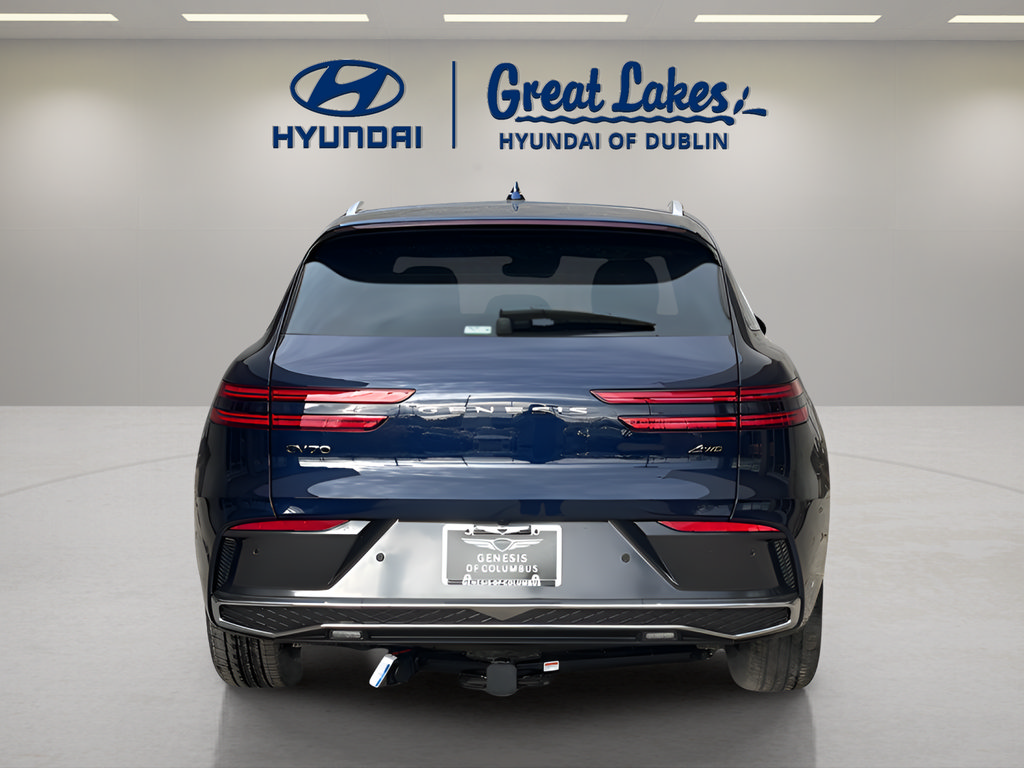 Used 2026 Genesis GV70 2.5T Advanced AWD/4WD image 4