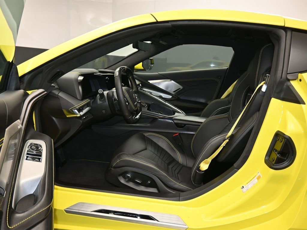 Used 2023 Chevrolet Corvette Z06 RWD image 13