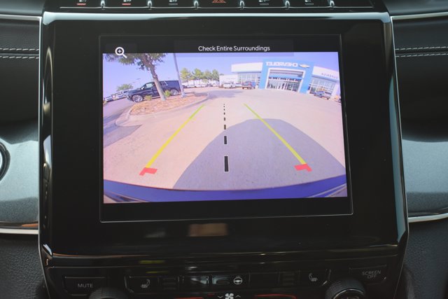 Used 2023 Jeep Grand Cherokee Altitude RWD image 24