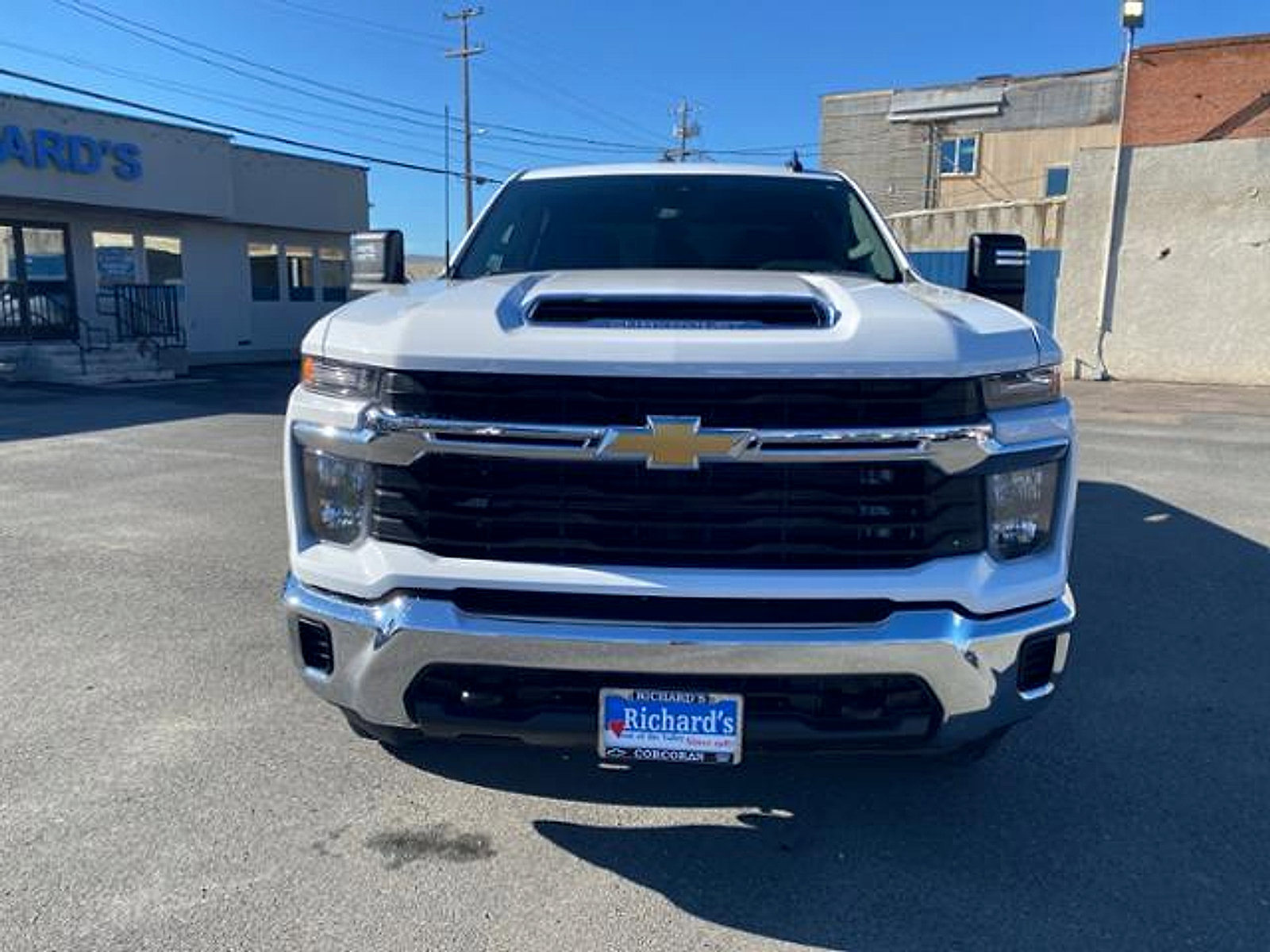 Used 2024 Chevrolet Silverado 2500 LT AWD/4WD image 13