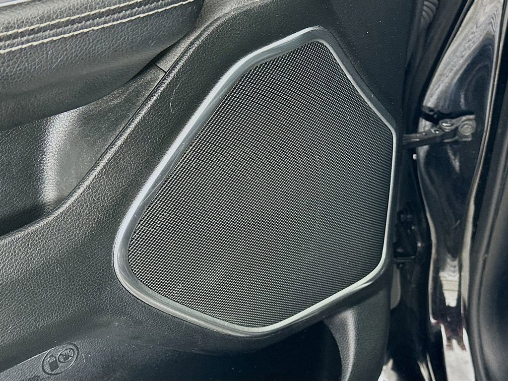 Certified 2021 RAM 1500 Laramie image 27