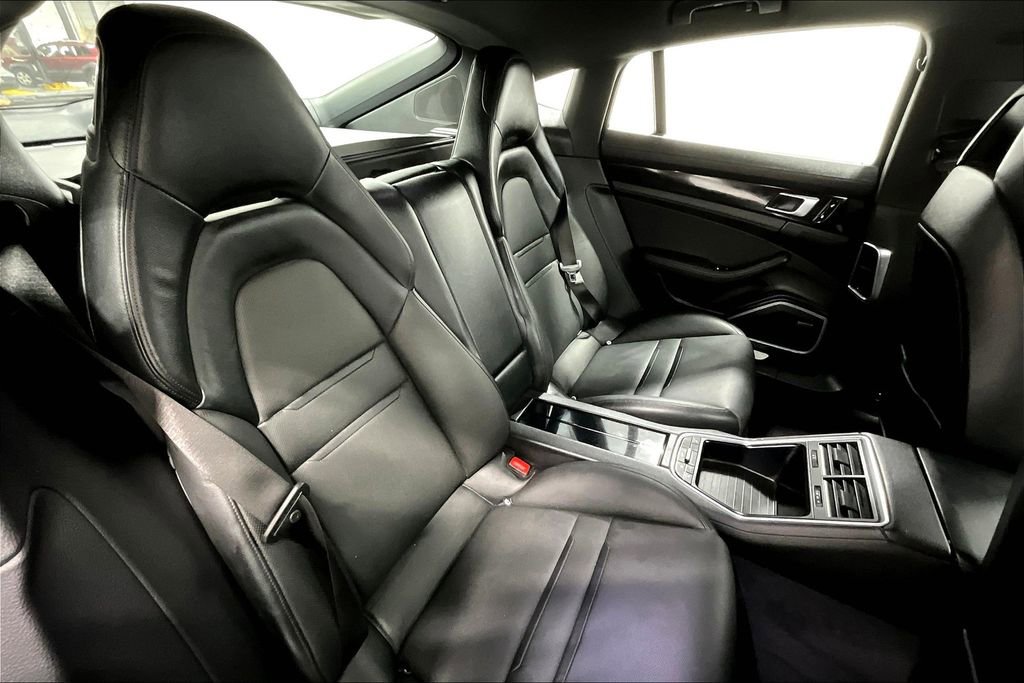 Used 2018 Porsche Panamera 4S image 36
