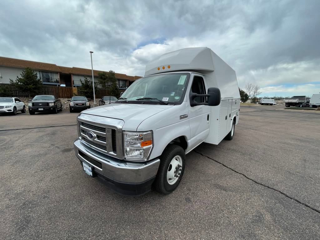 New 2024 Ford E-350 and Econoline 350 Super Duty w/ Power Windows & Locks Group image 3