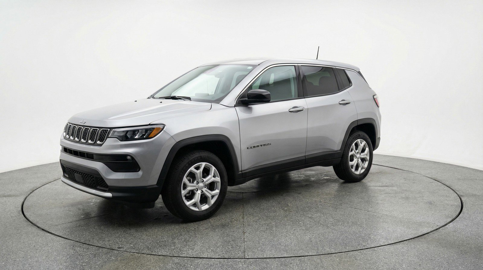 Used 2025 Jeep Compass Latitude image 3