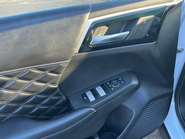 Used 2022 Mitsubishi Outlander SEL image 10