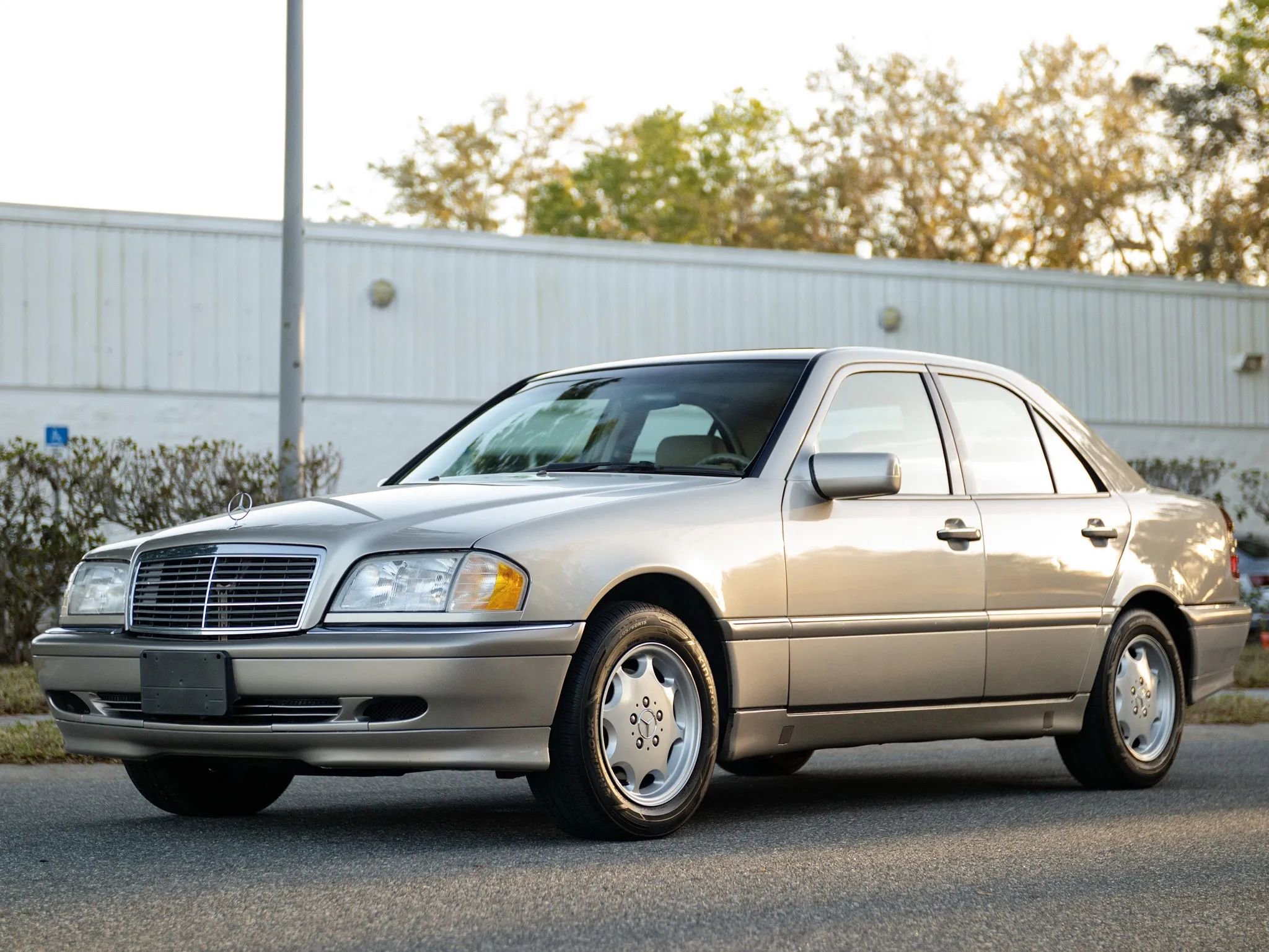 Used 1999 Mercedes-Benz C 280 Sedan image 10