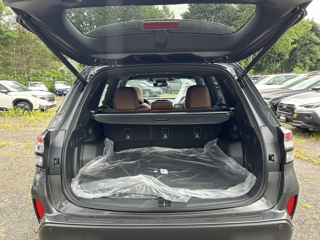New 2026 Subaru Forester Touring AWD/4WD image 17