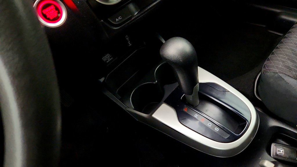 Used 2020 Honda Fit EX image 16