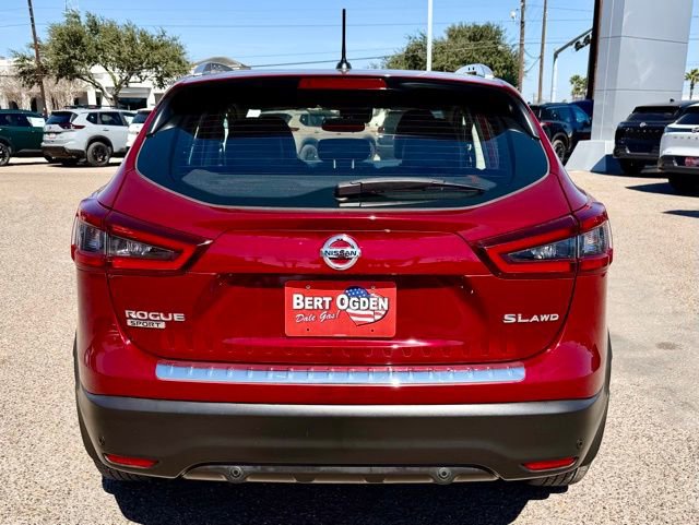 Certified 2022 Nissan Rogue Sport SL w/ Premium Package AWD/4WD image 6