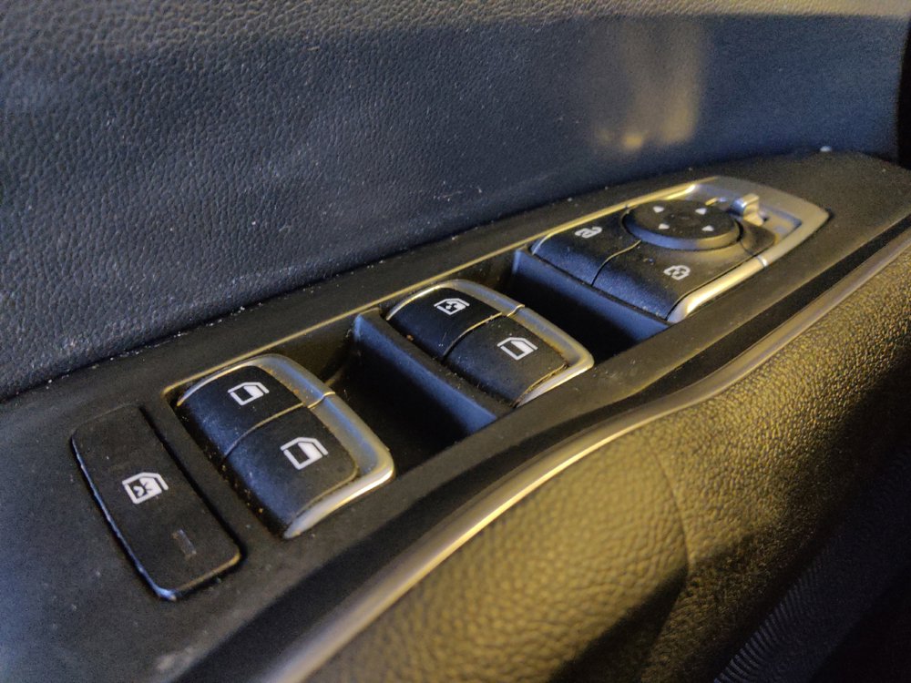 Used 2021 Kia Sorento LX FWD image 27