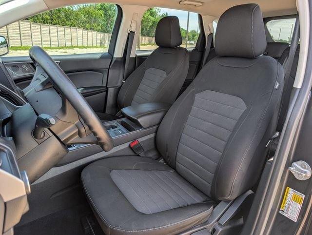 Used 2022 Ford Edge SE w/ Black Appearance Package AWD/4WD image 23