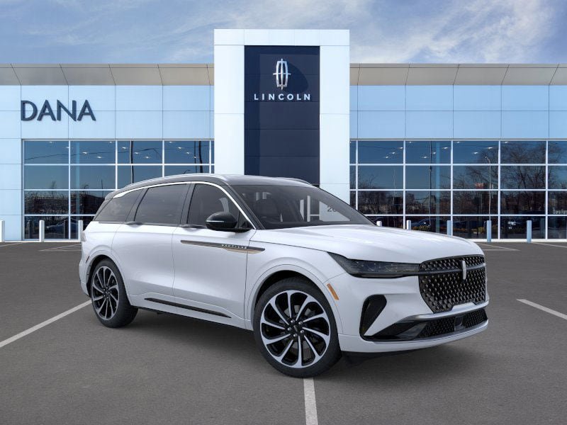 New 2026 Lincoln Nautilus Black Label image 7