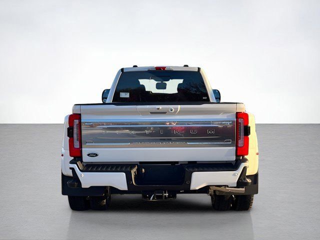 New 2026 Ford F450 Platinum image 4
