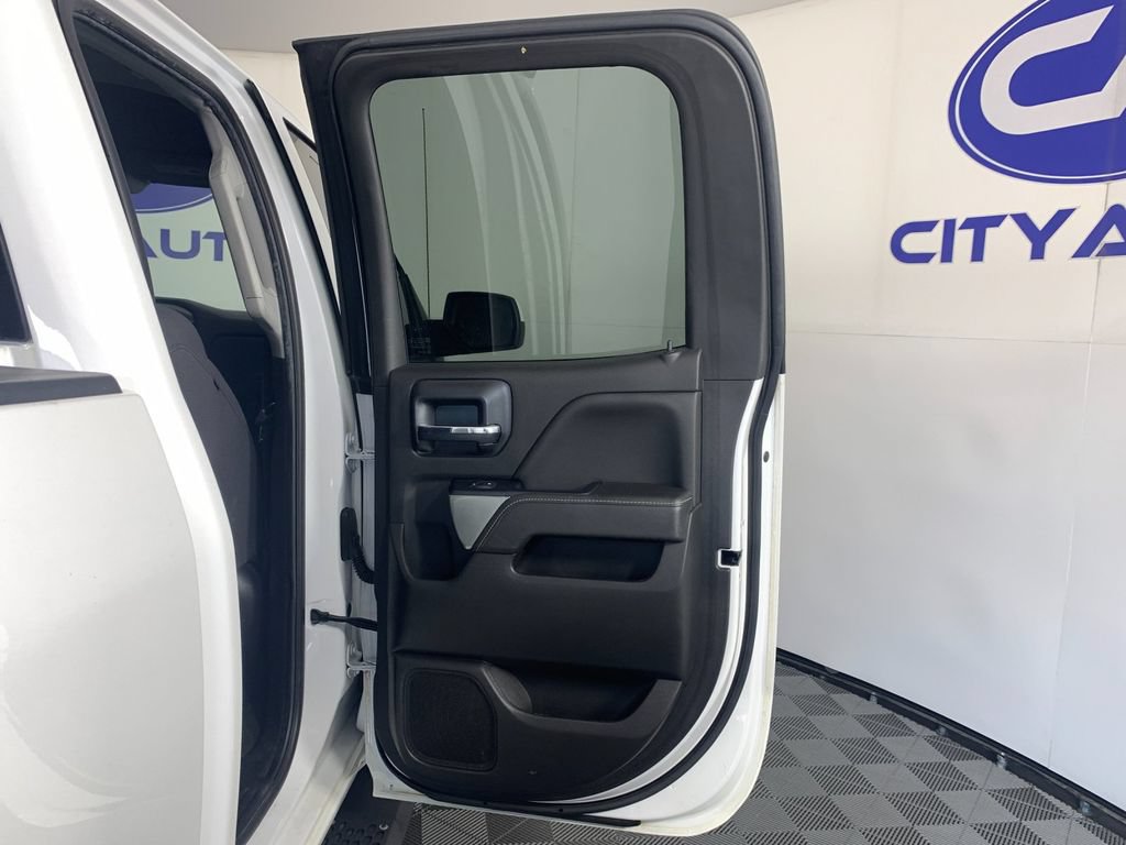 Used 2018 Chevrolet Silverado 1500 LT w/ All Star Edition AWD/4WD image 30