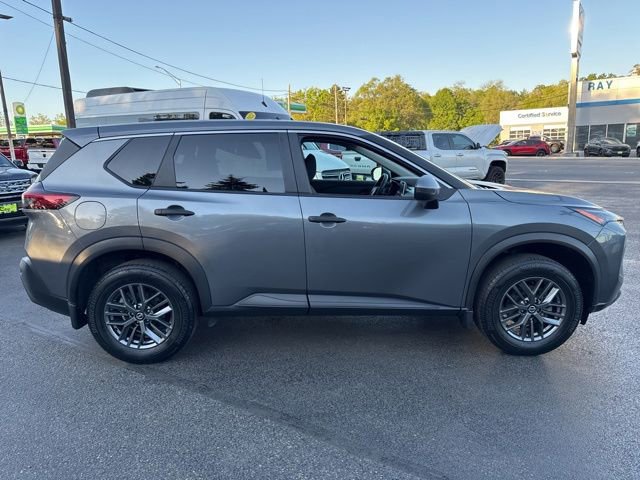 Used 2021 Nissan Rogue S FWD image 4