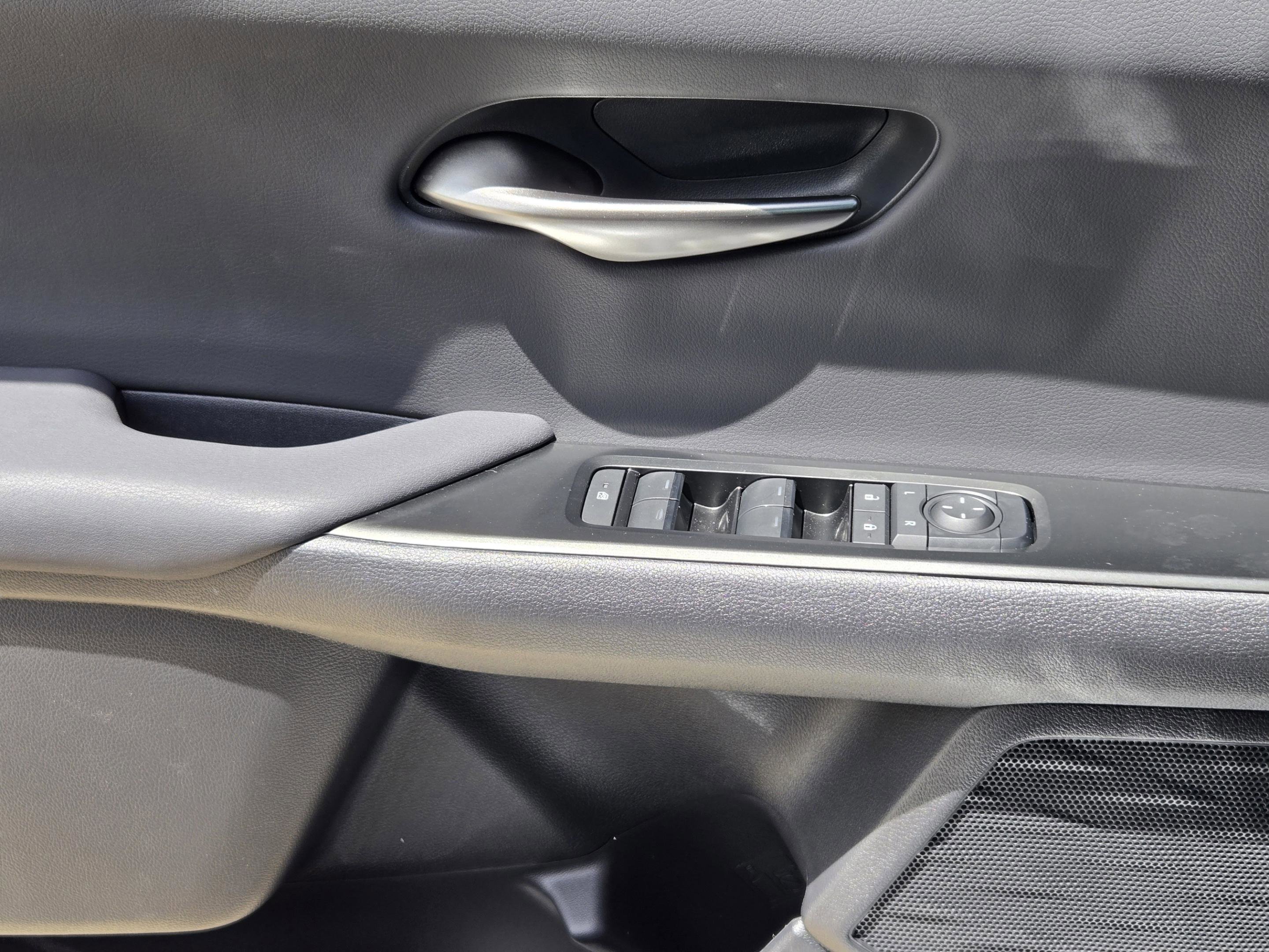 New 2026 Lexus UX 300h FWD image 13
